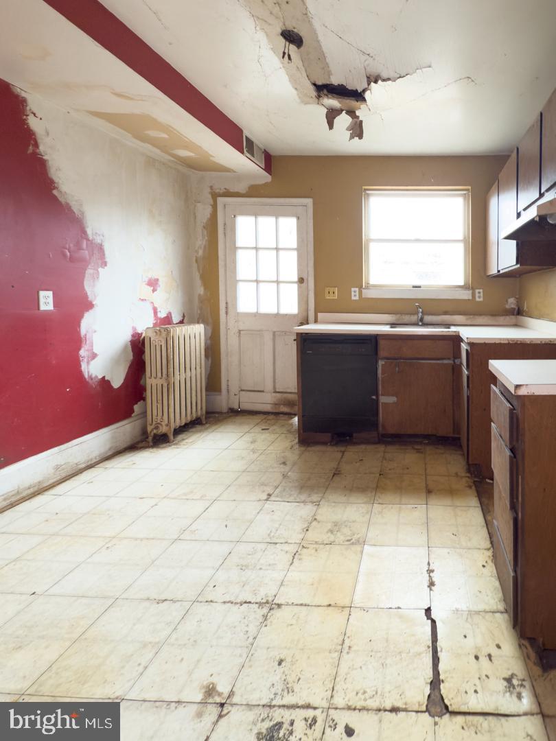 HAMPDEN HISTORIC DISTRICT - Residential