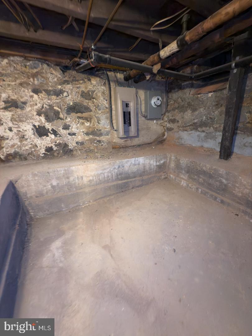 HAMPDEN HISTORIC DISTRICT - Residential