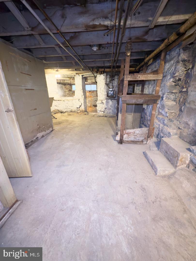 HAMPDEN HISTORIC DISTRICT - Residential