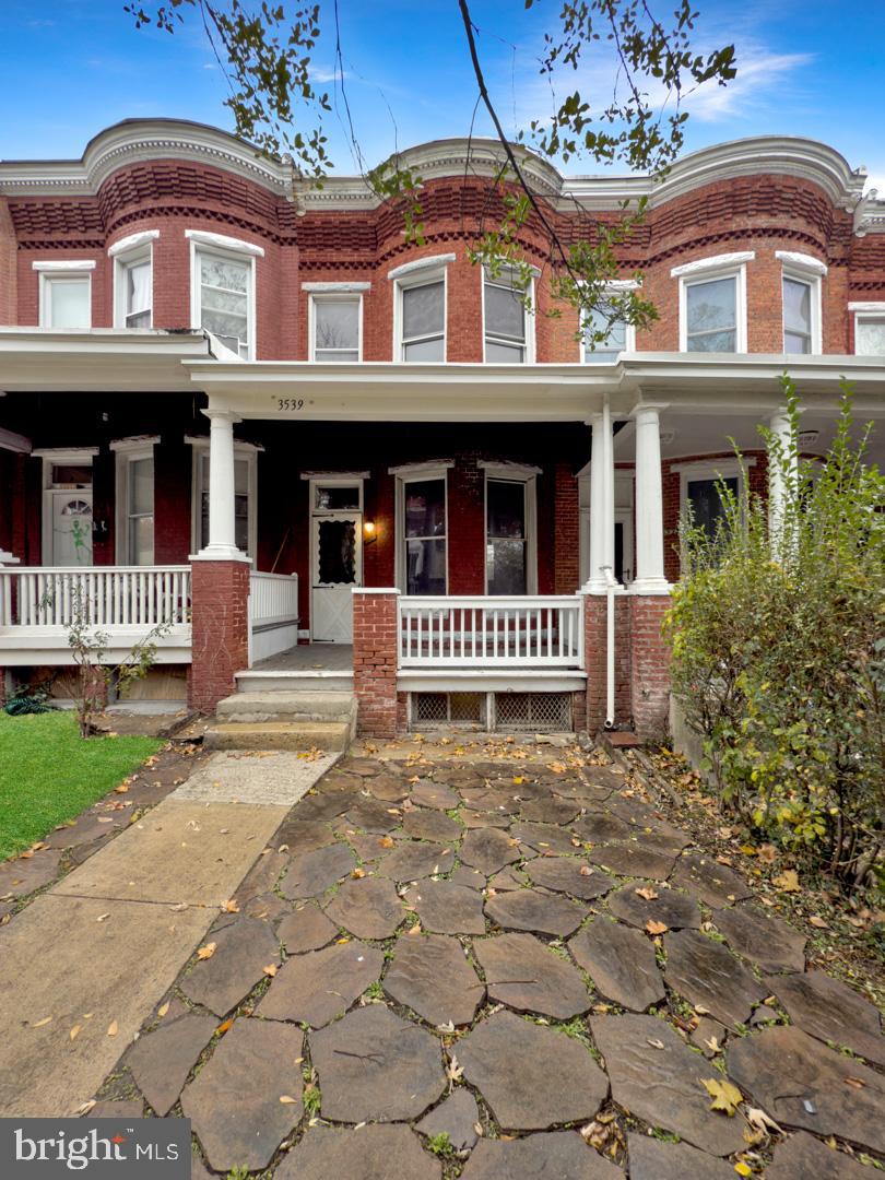 HAMPDEN HISTORIC DISTRICT - Residential