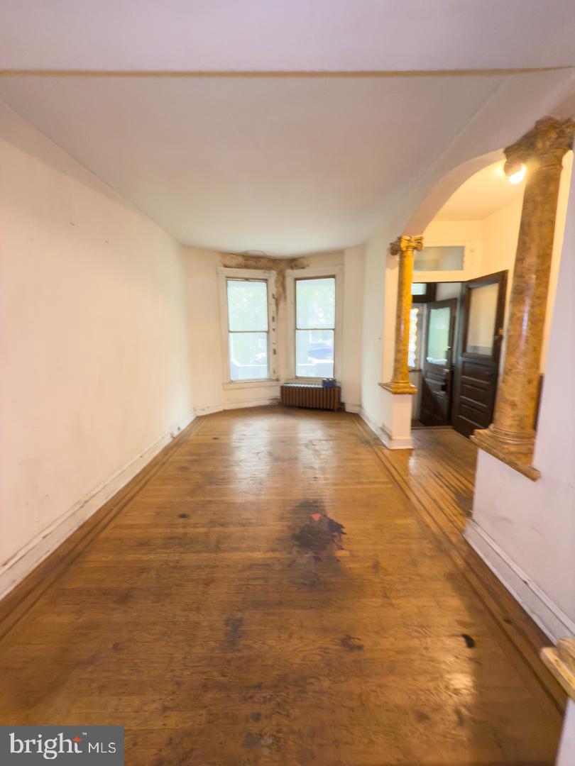 HAMPDEN HISTORIC DISTRICT - Residential