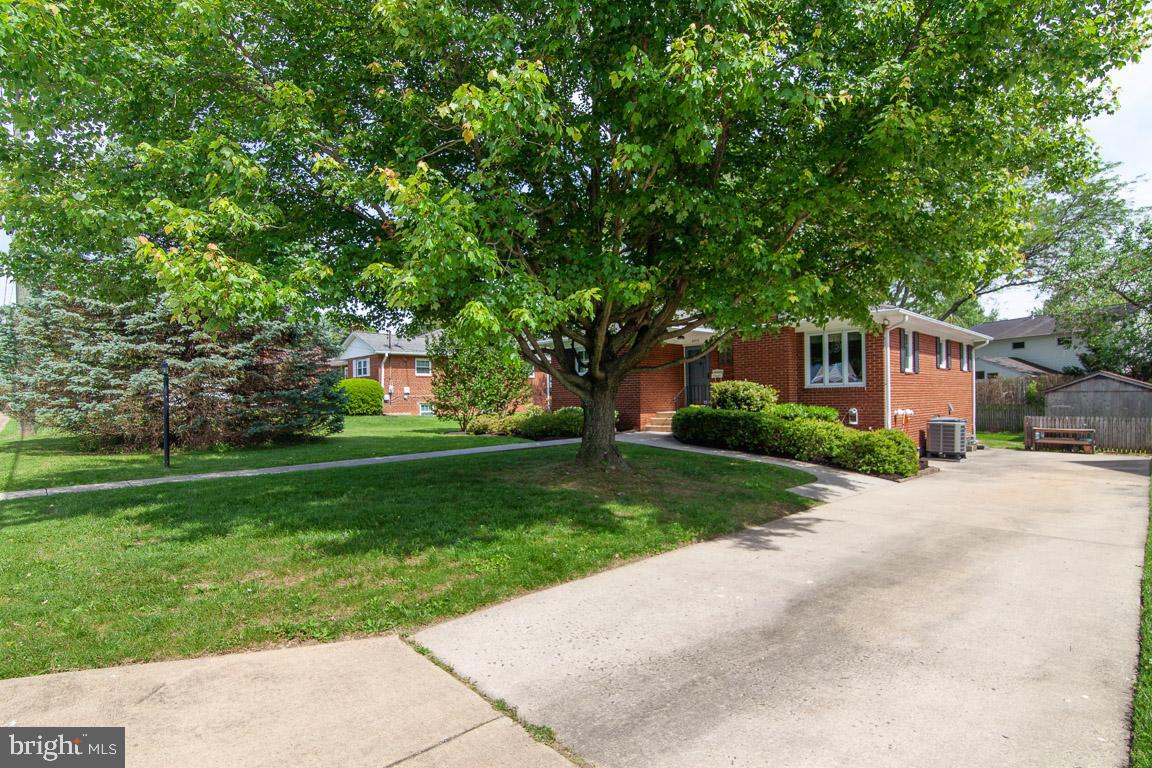 WESTMORE GARDENS - Residential