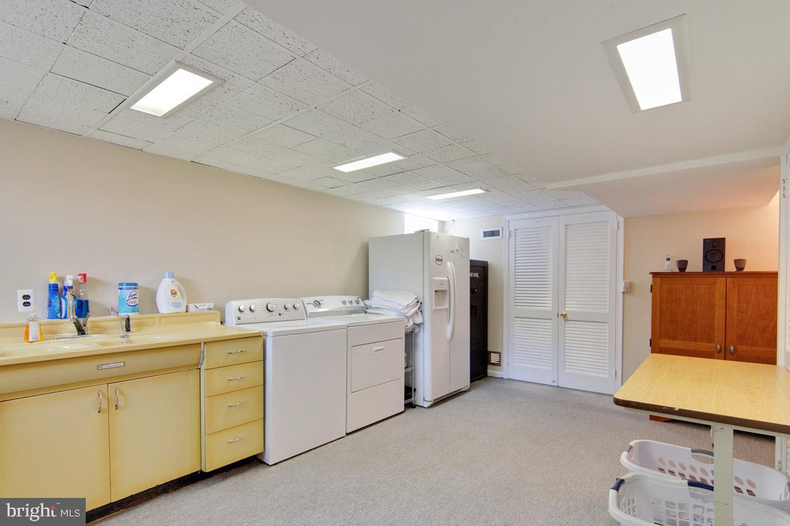 WESTMORE GARDENS - Residential