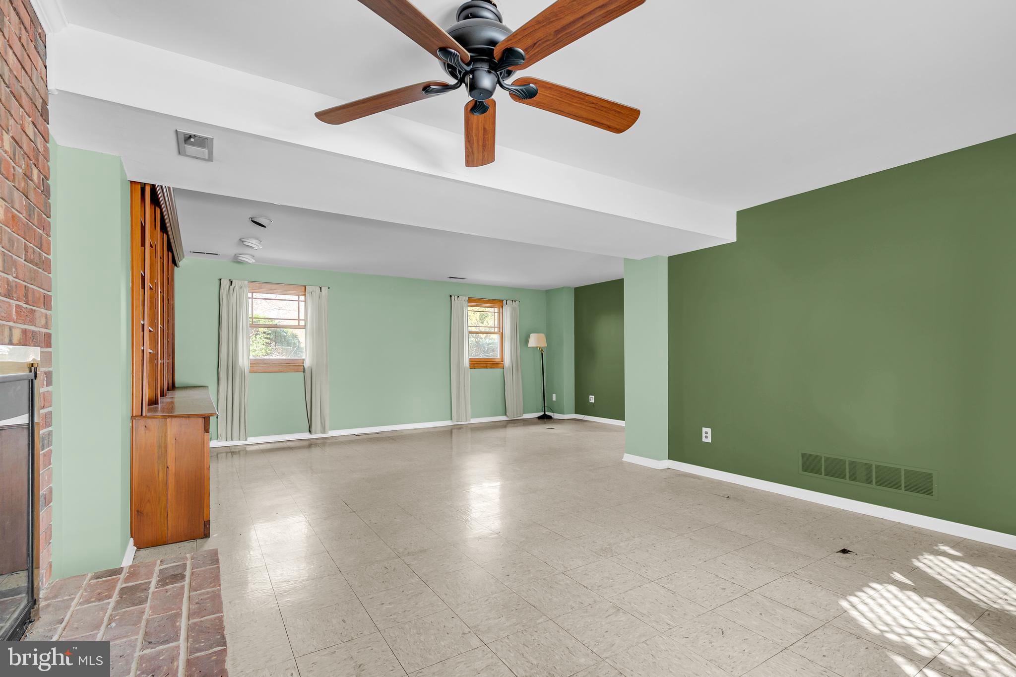 MELODY MEADOWS - Residential