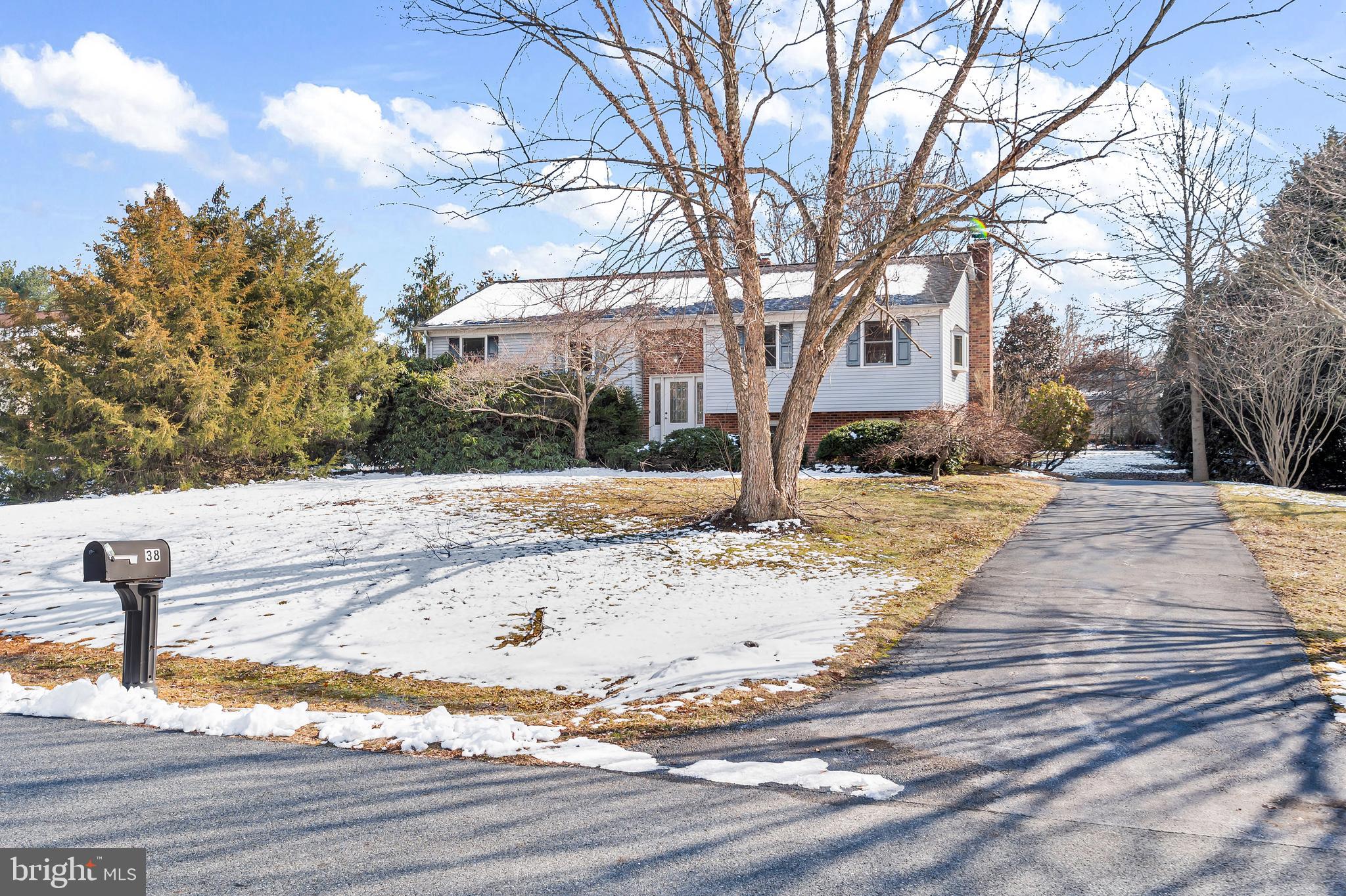 MELODY MEADOWS - Residential