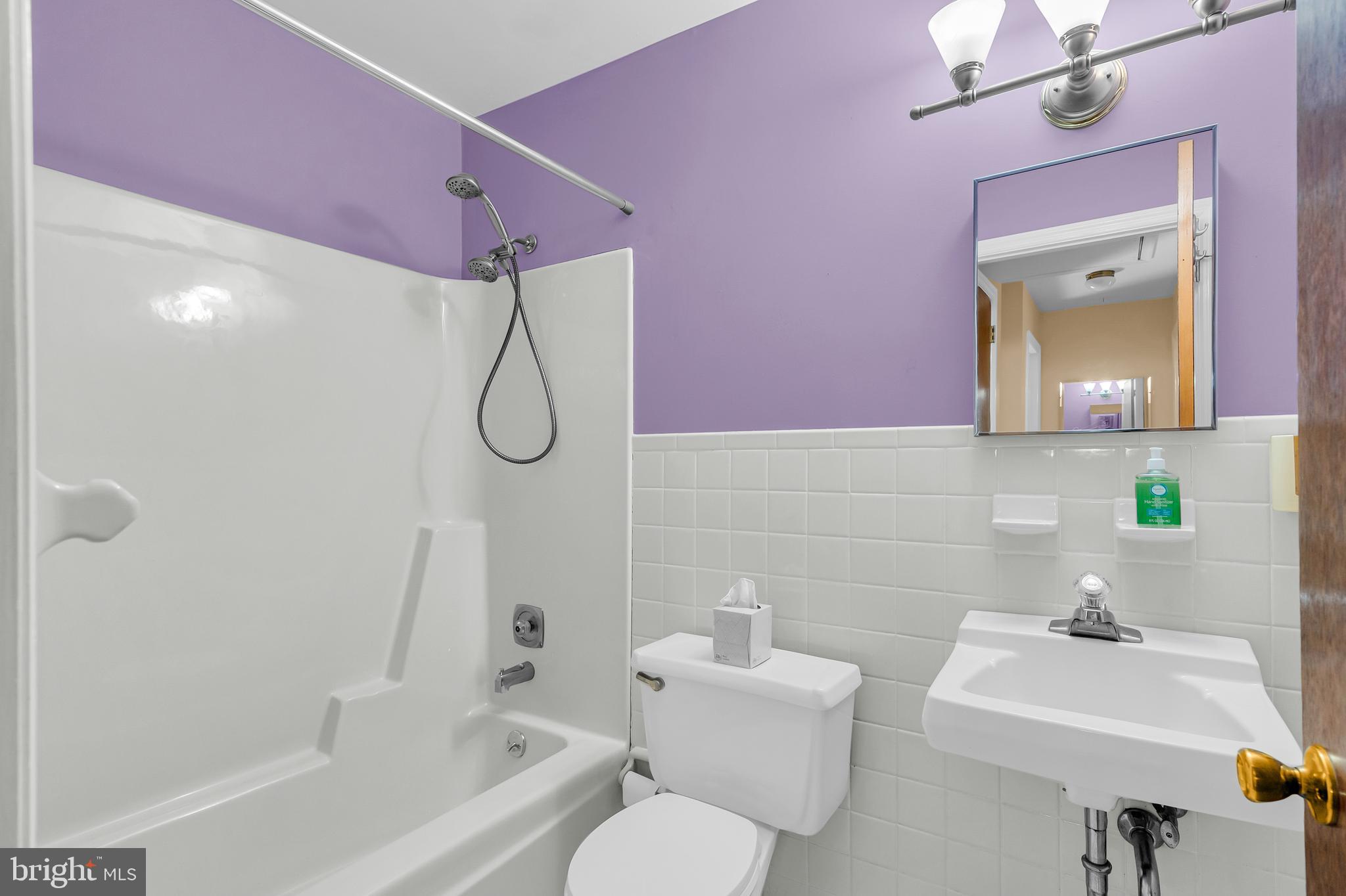 MELODY MEADOWS - Residential