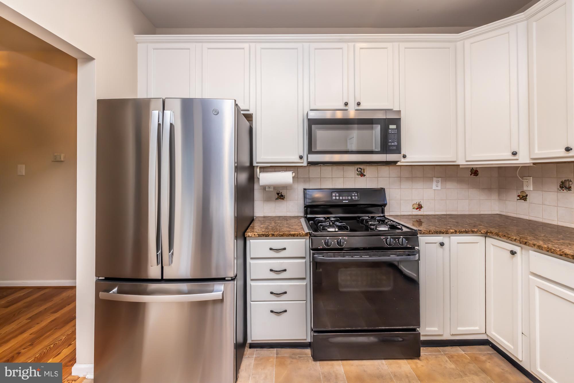 HILLVIEW - Residential