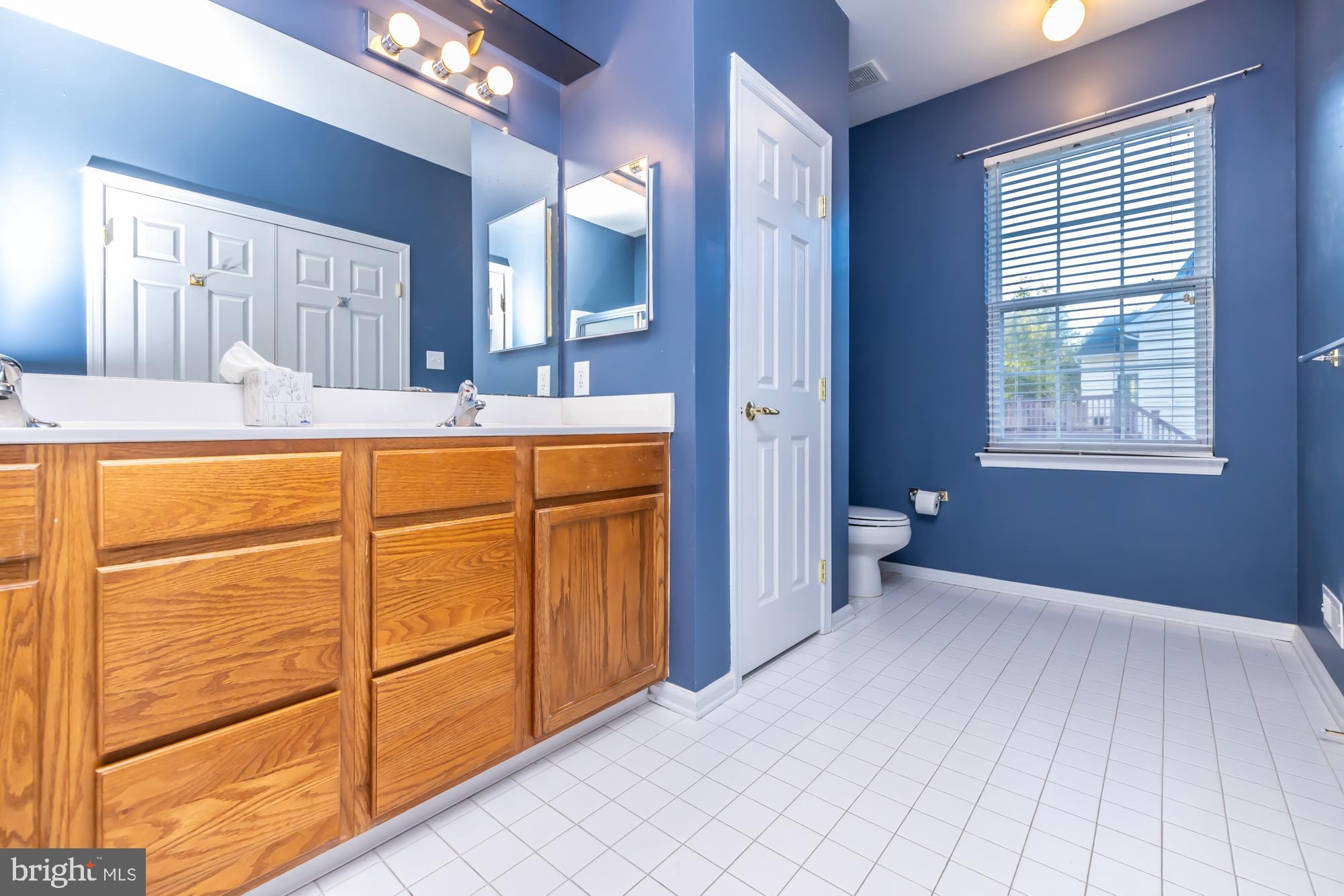 HILLVIEW - Residential