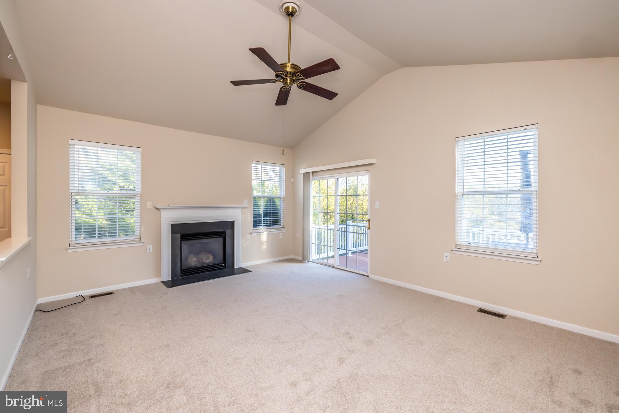 HILLVIEW - Residential