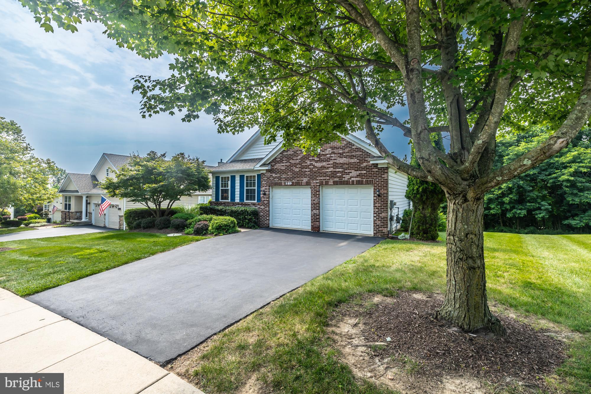 HILLVIEW - Residential