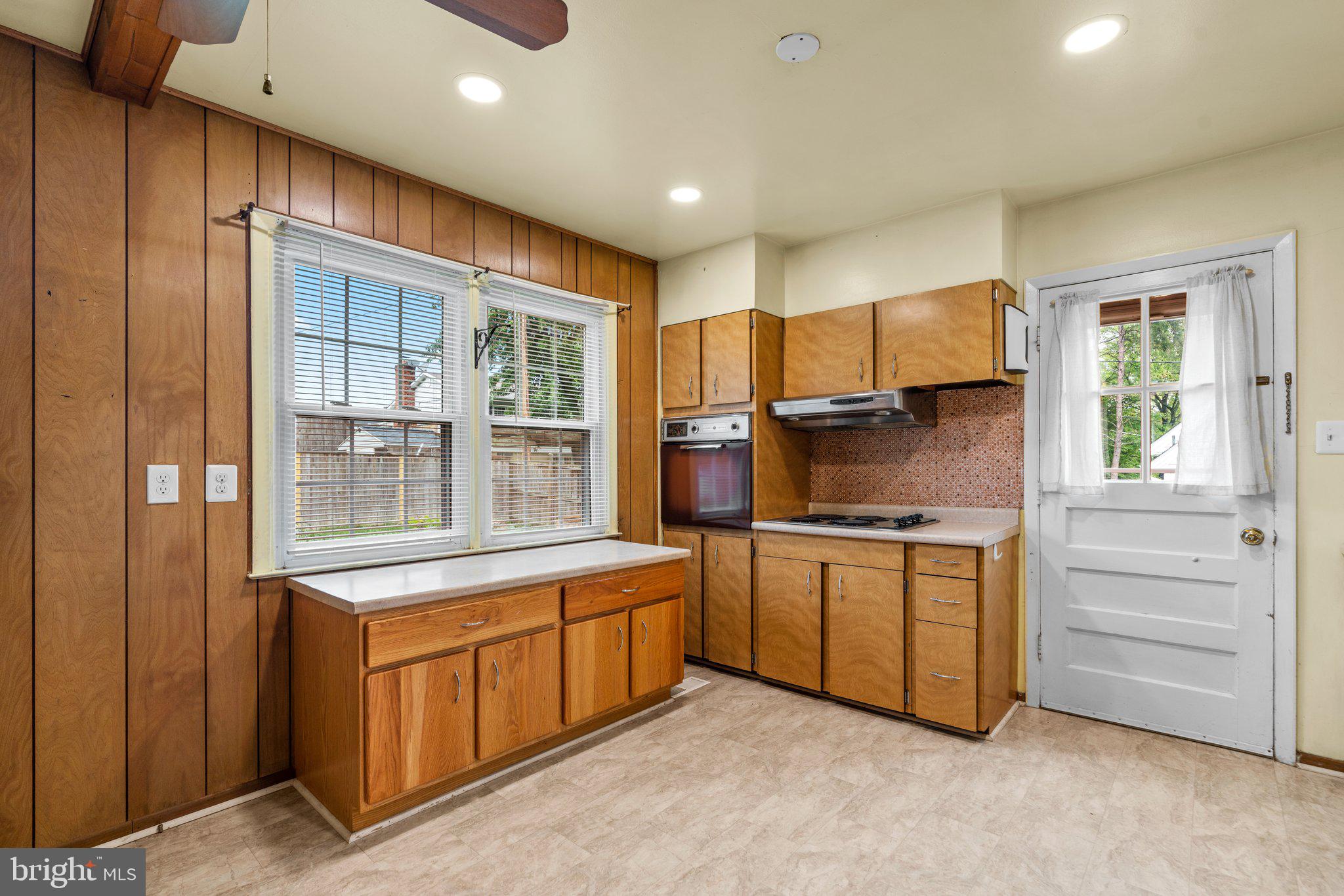 WESTVIEW PARK - Residential