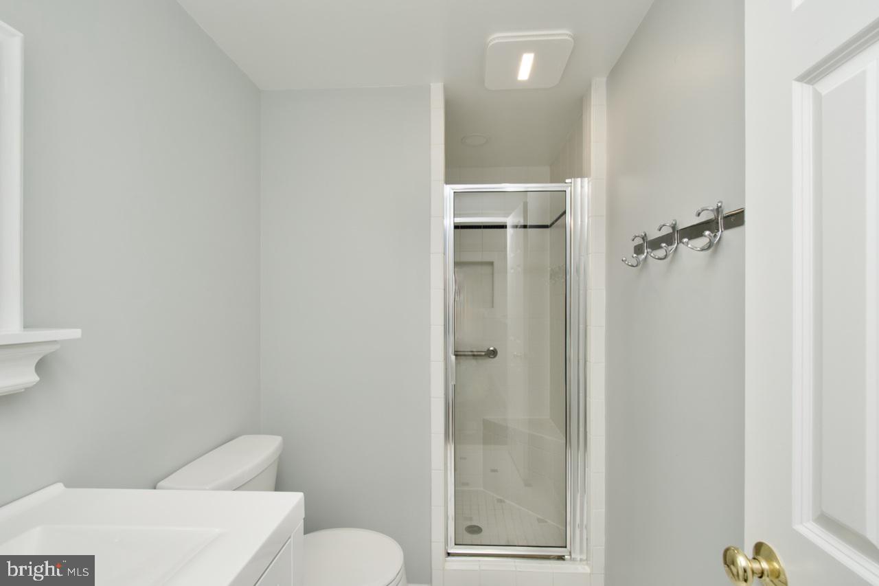 WILTON WOODS - Residential Lease