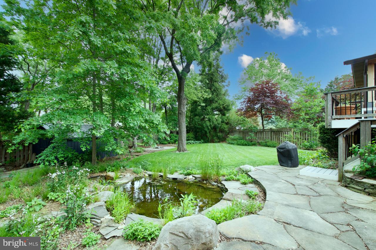 WILTON WOODS - Residential Lease