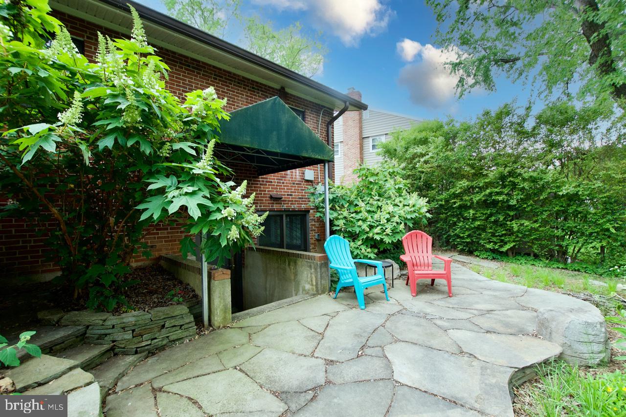 WILTON WOODS - Residential Lease