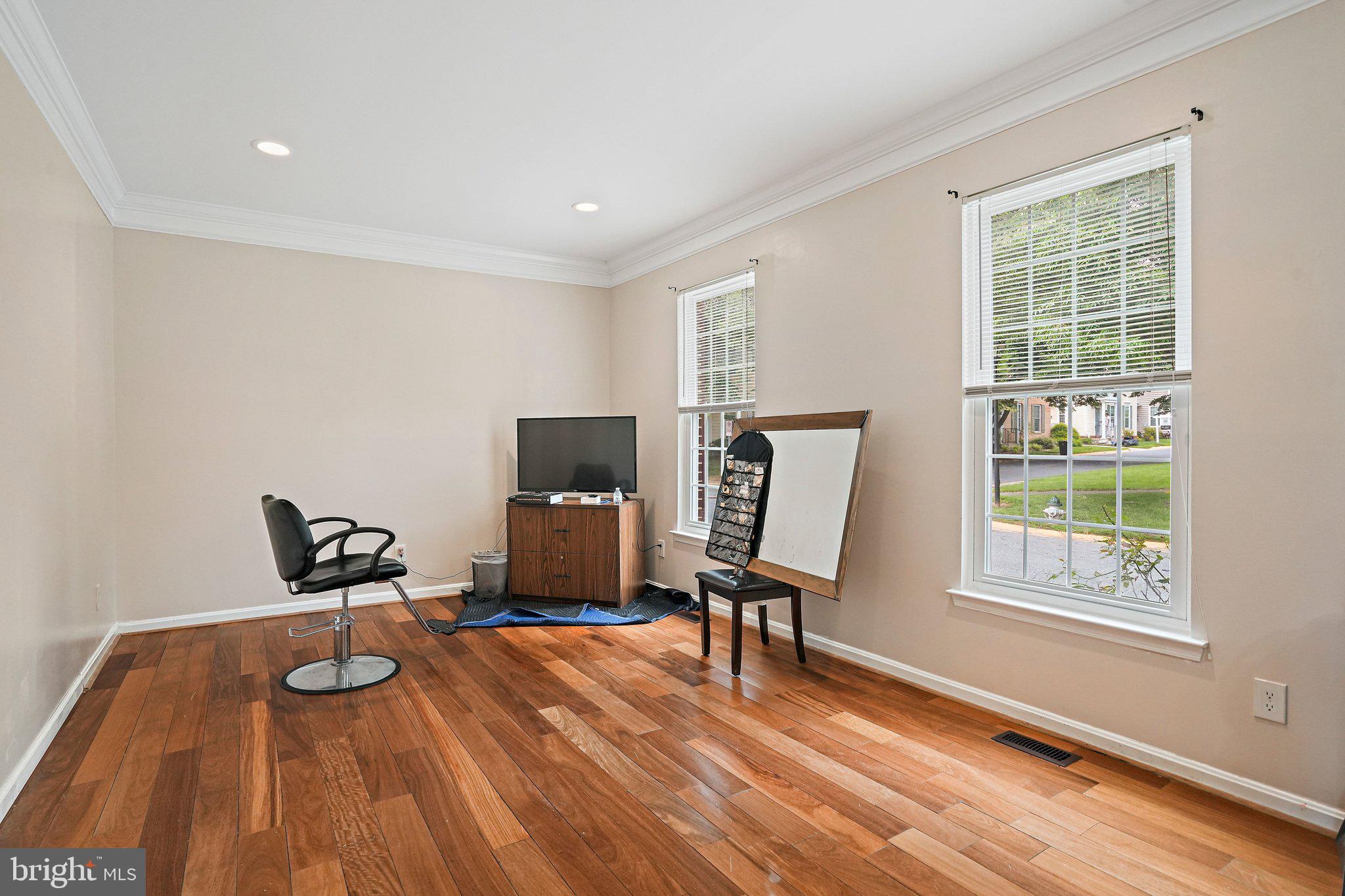8612 CASTLEBAR WAY