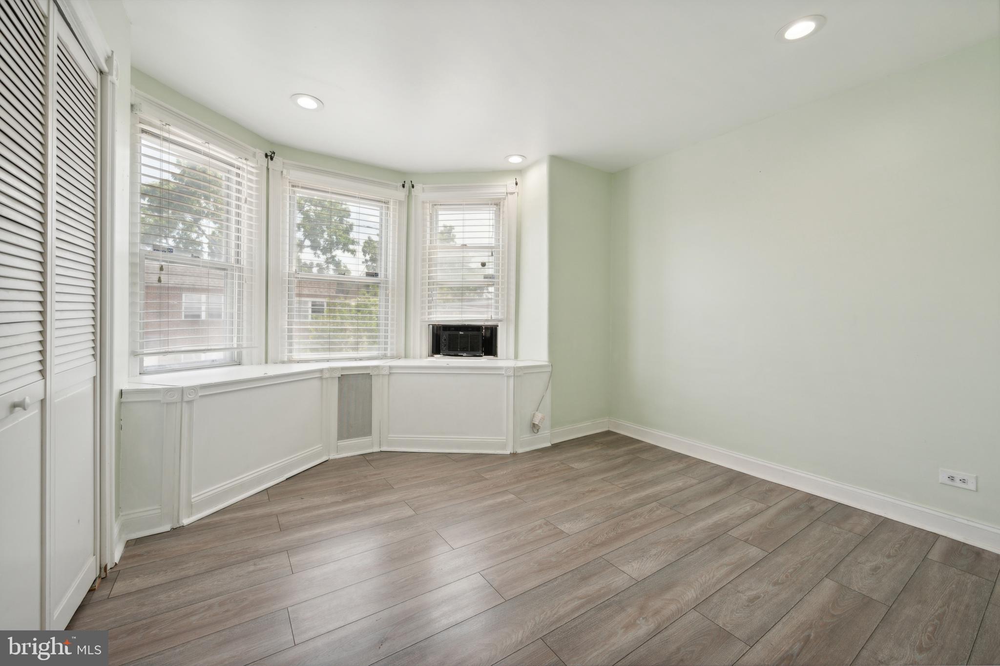 TACONY - Residential