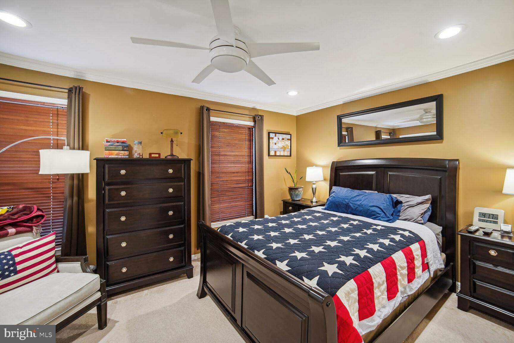 SILVER SPRING CNTRY CLUB - Residential Lease