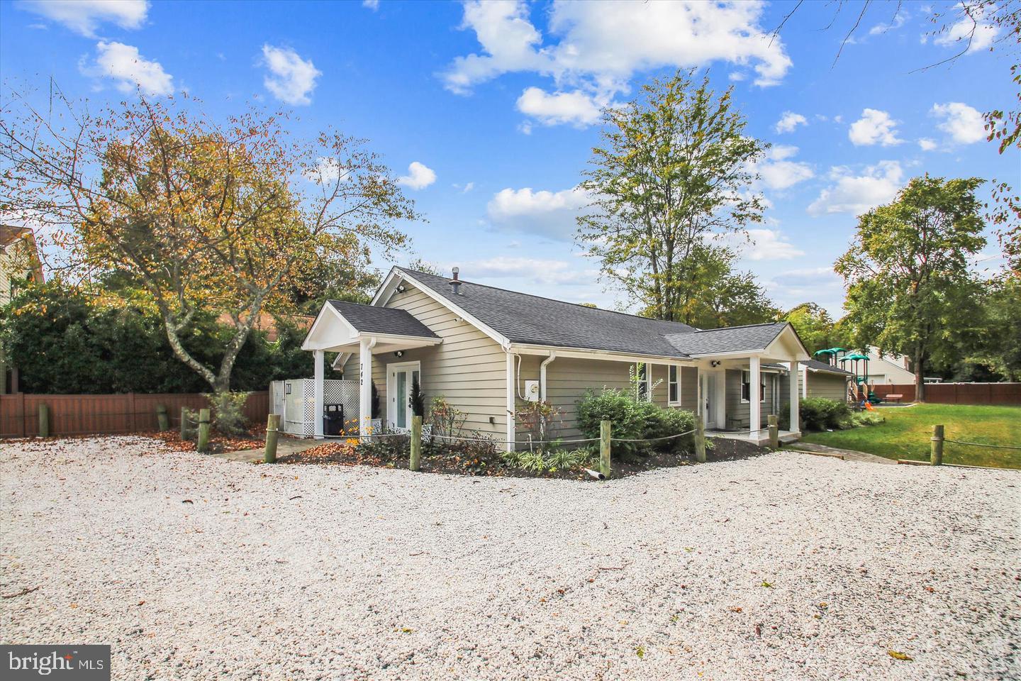 MANHATTAN BEACH - Residential