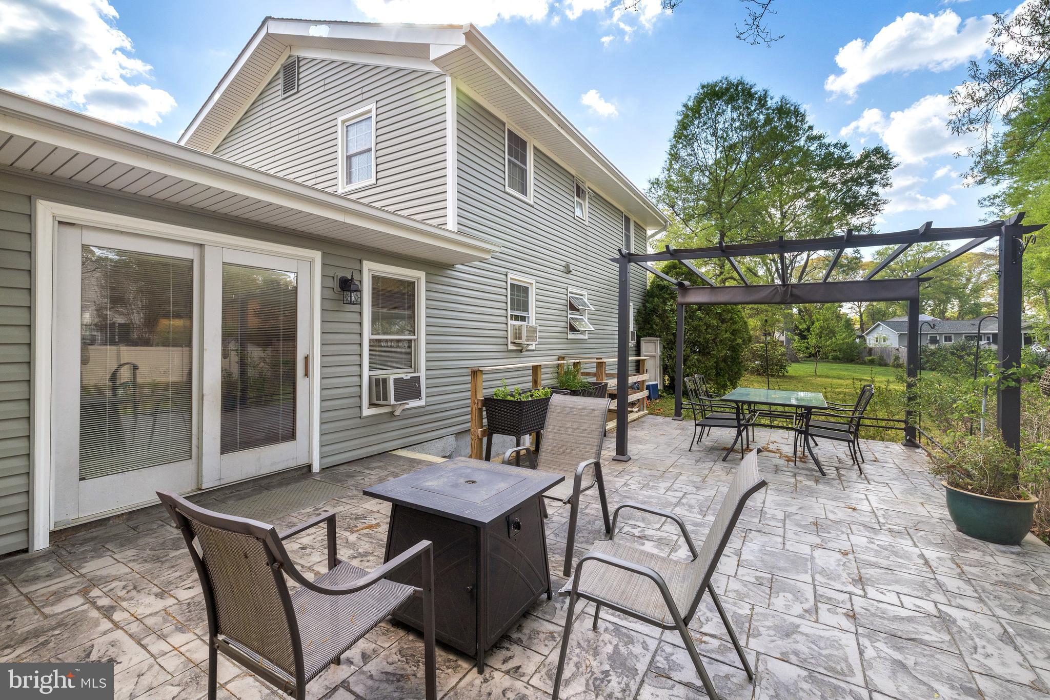 MANHATTAN BEACH - Residential