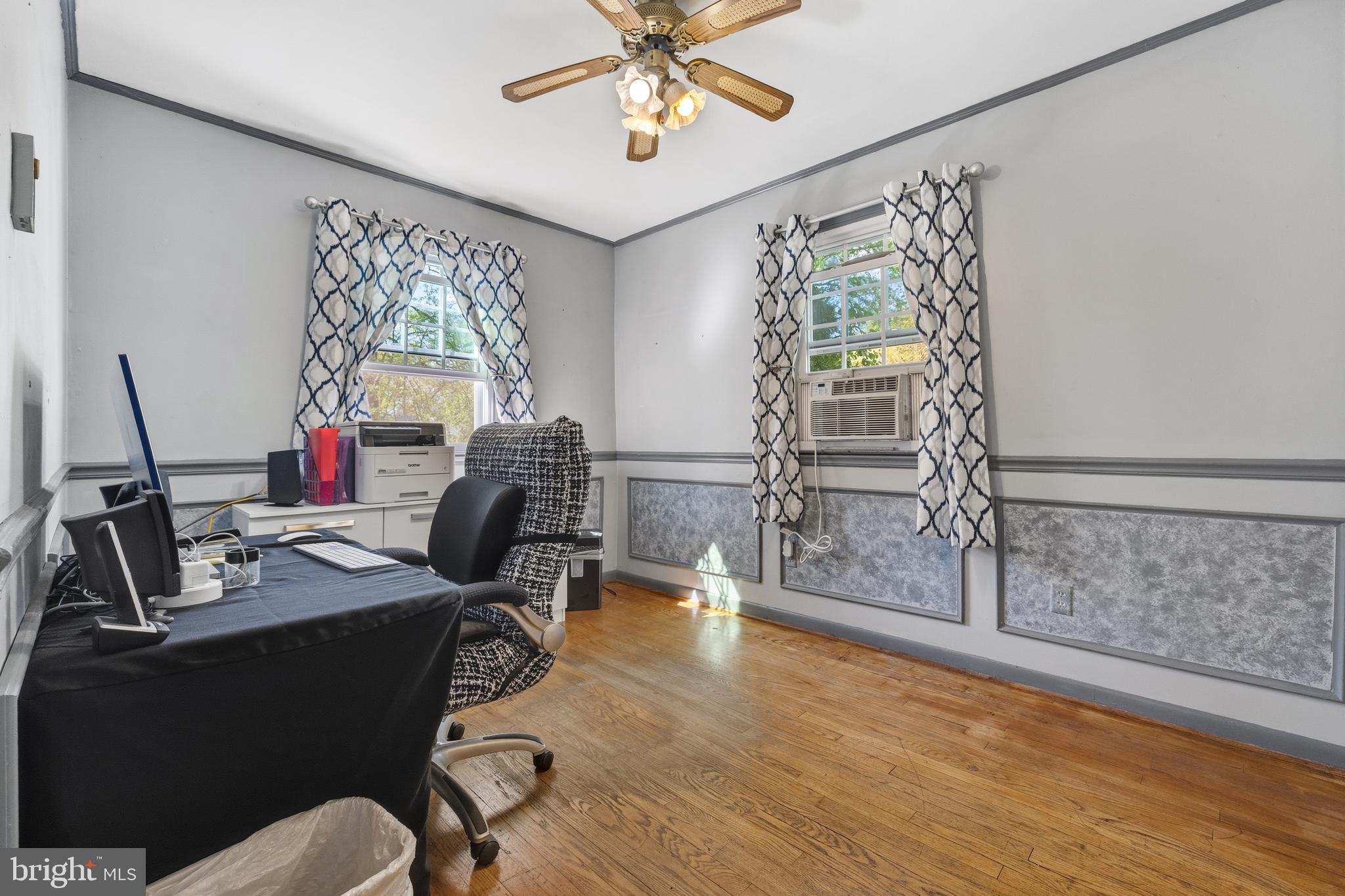 MANHATTAN BEACH - Residential