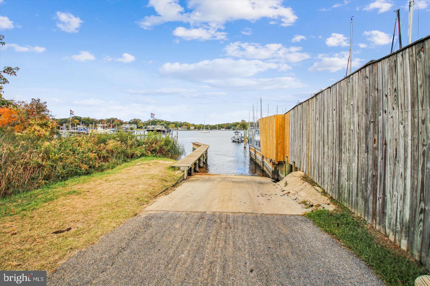 MANHATTAN BEACH - Residential