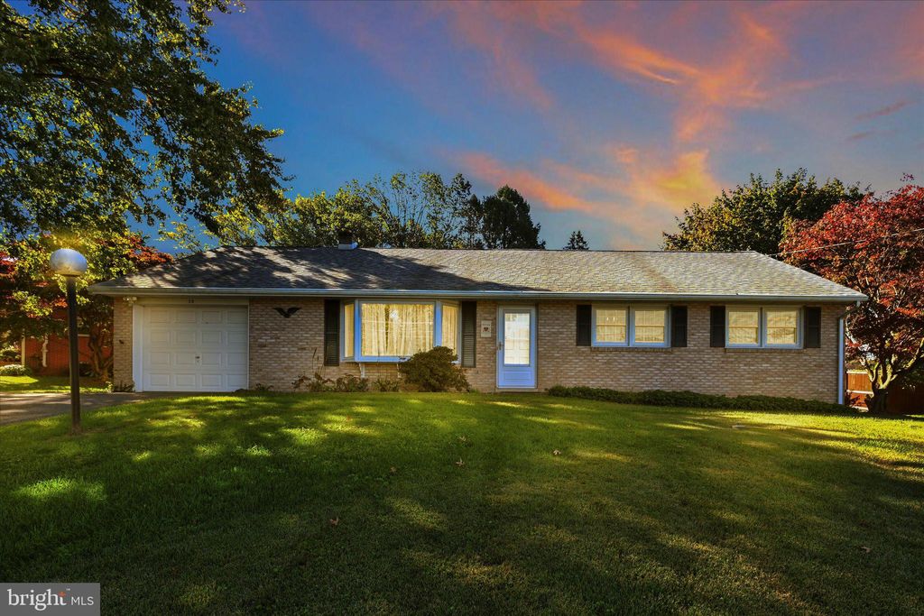 Photo of 26 Snyder Hill Road, Lititz, PA 17543 (MLS # PALA2040994)