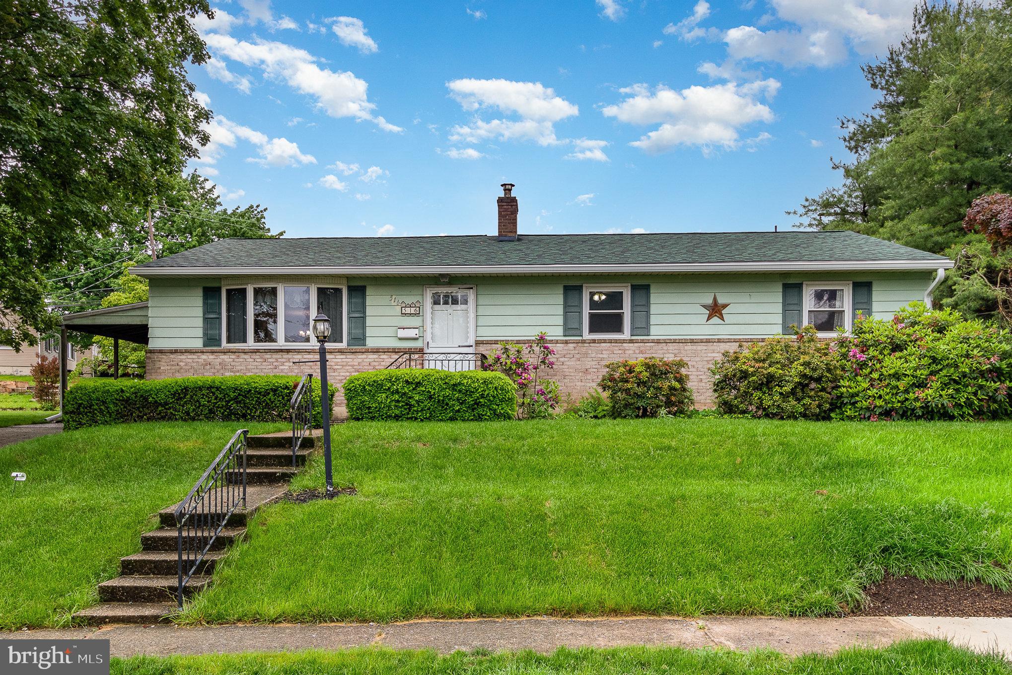 516 ROXBURY DRIVE