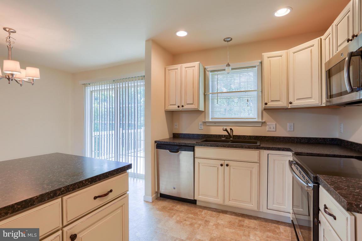 SOUTHERN VILLAGE - Residential