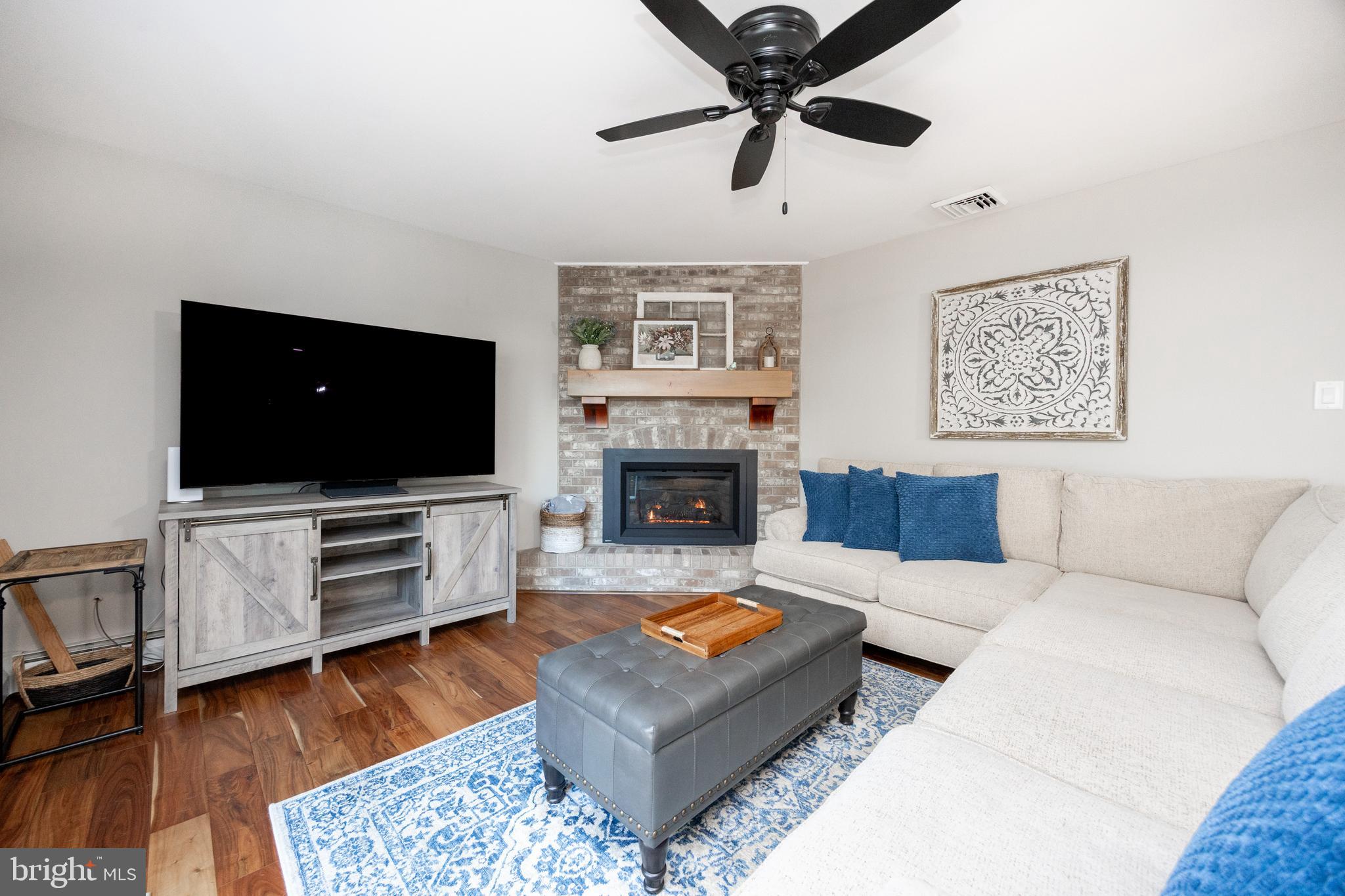 MARSHALL ESTATES - Residential