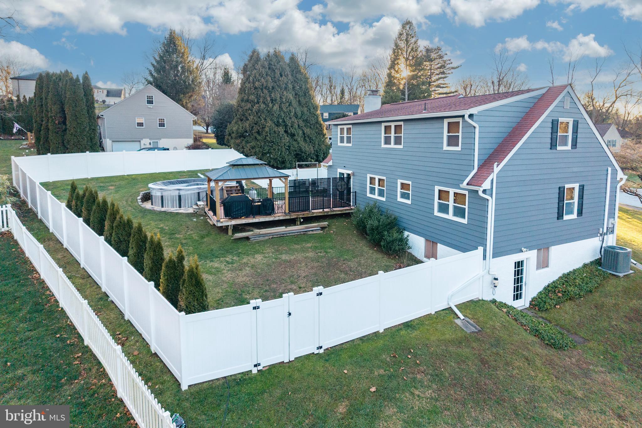 MARSHALL ESTATES - Residential