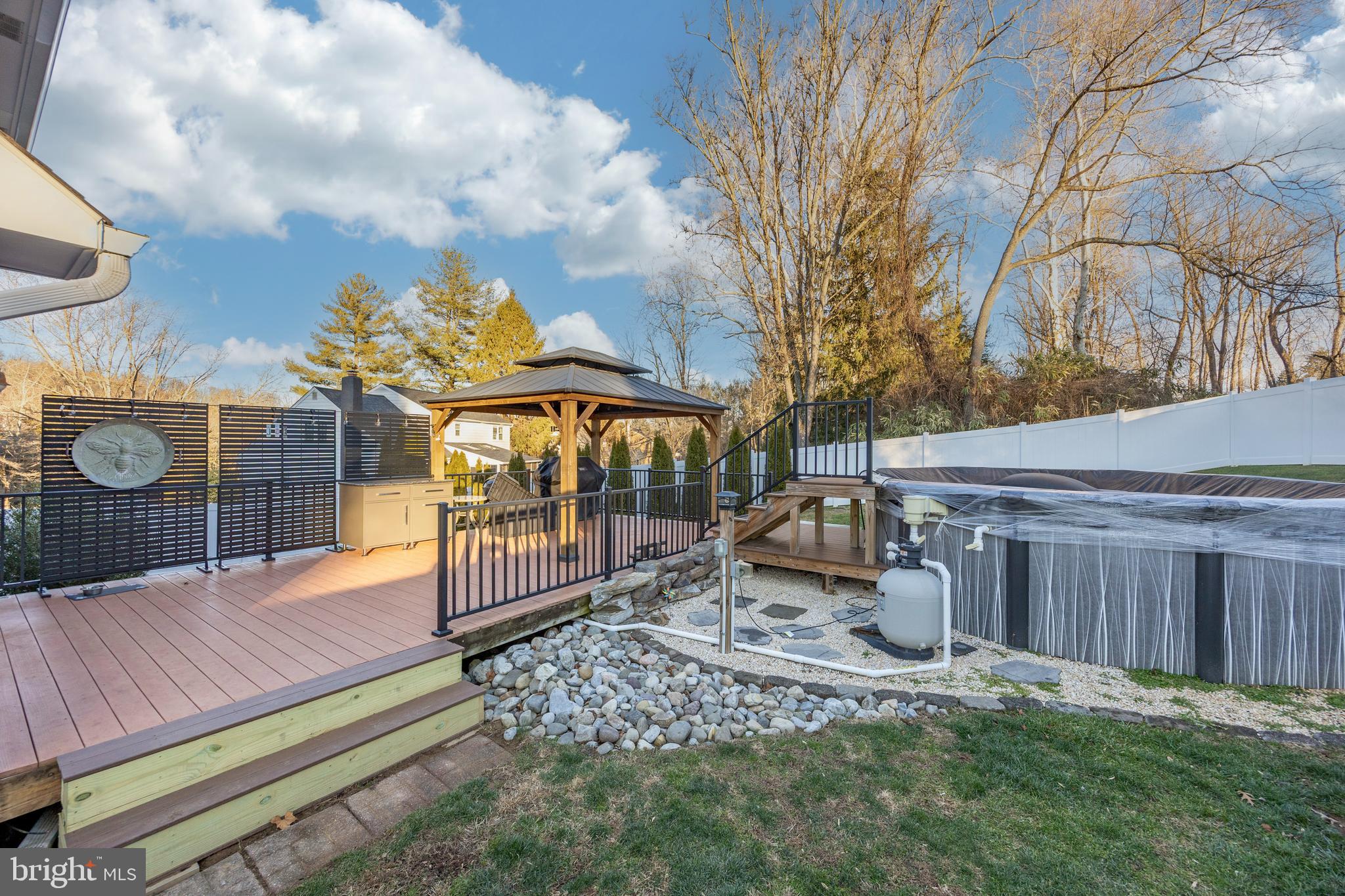 MARSHALL ESTATES - Residential