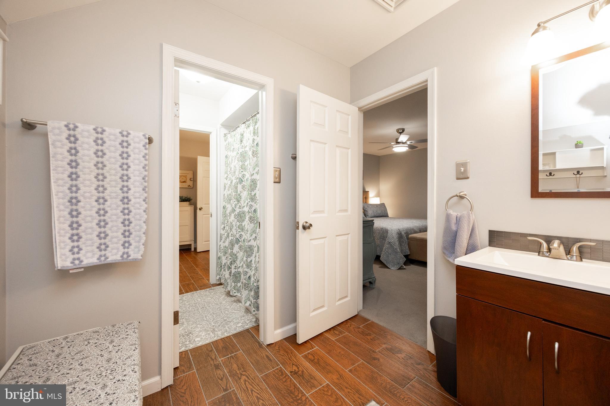 MARSHALL ESTATES - Residential