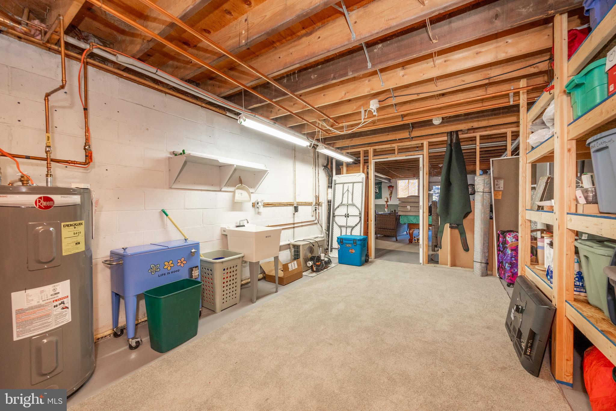 MARSHALL ESTATES - Residential