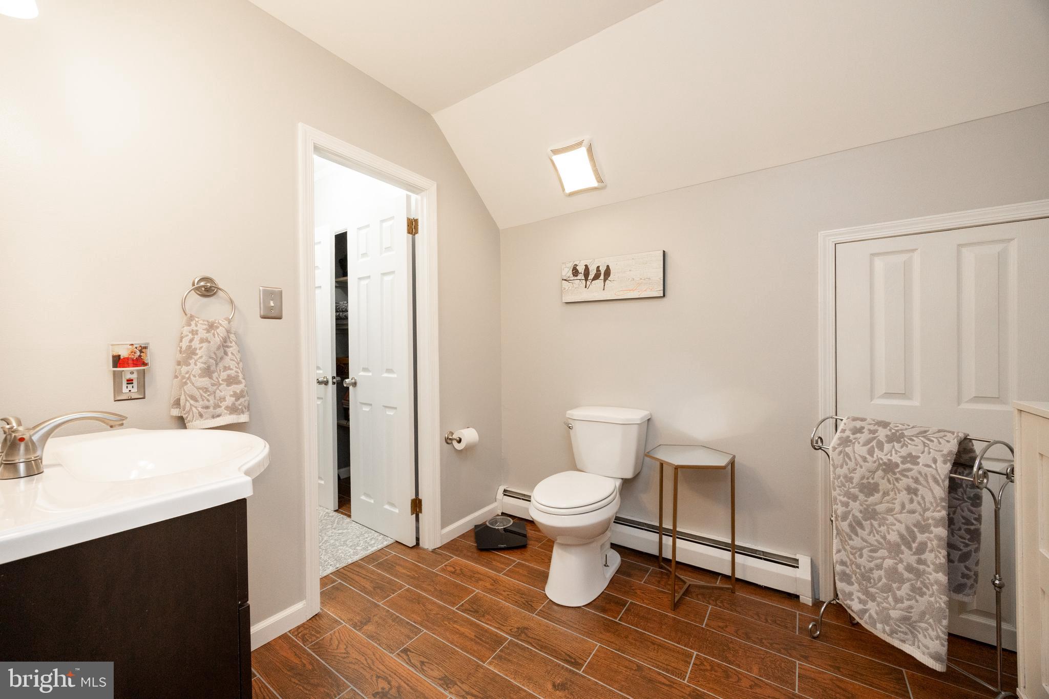 MARSHALL ESTATES - Residential