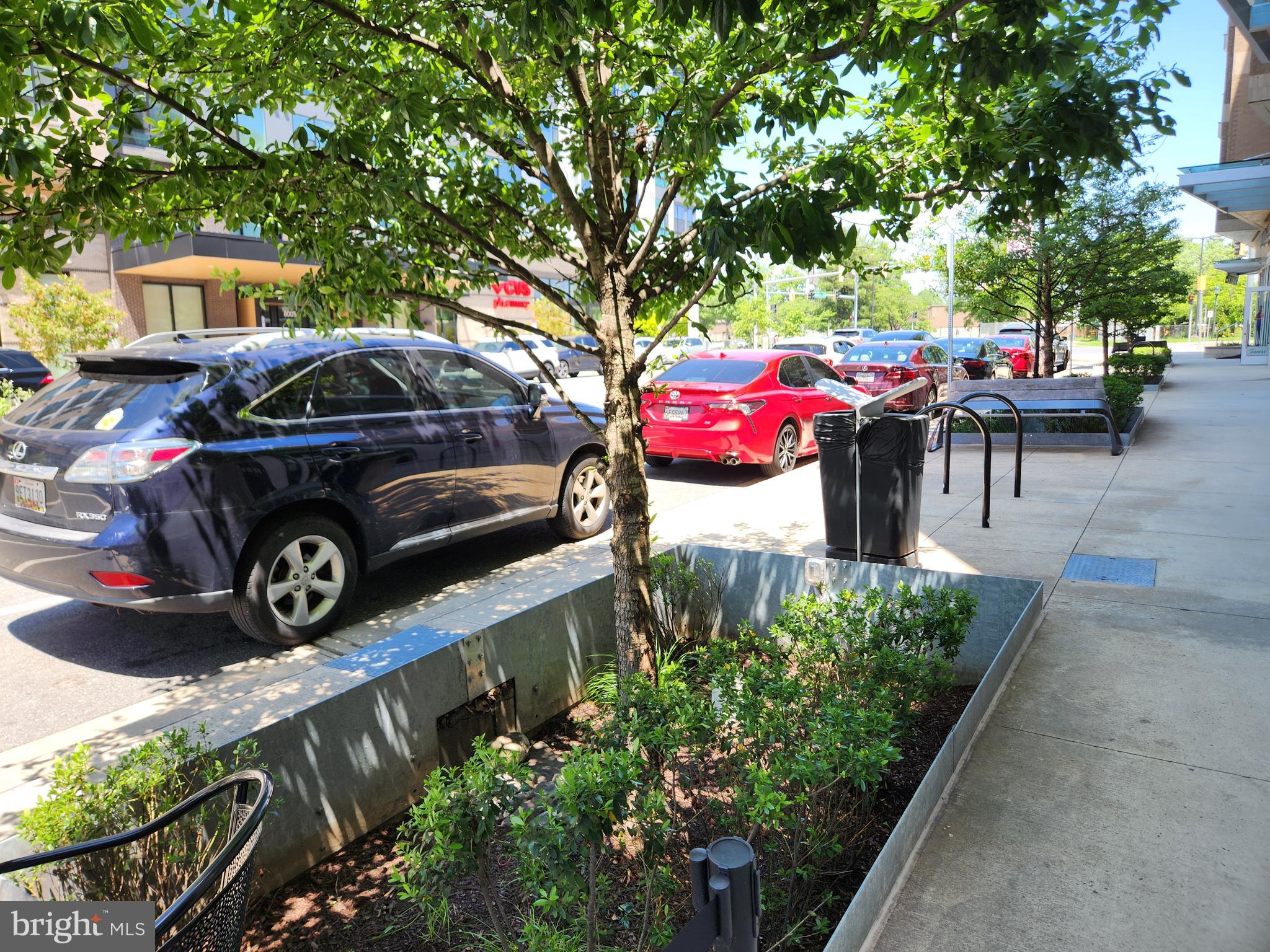 WESTSIDE AT SHADY GROVE METRO - Residential