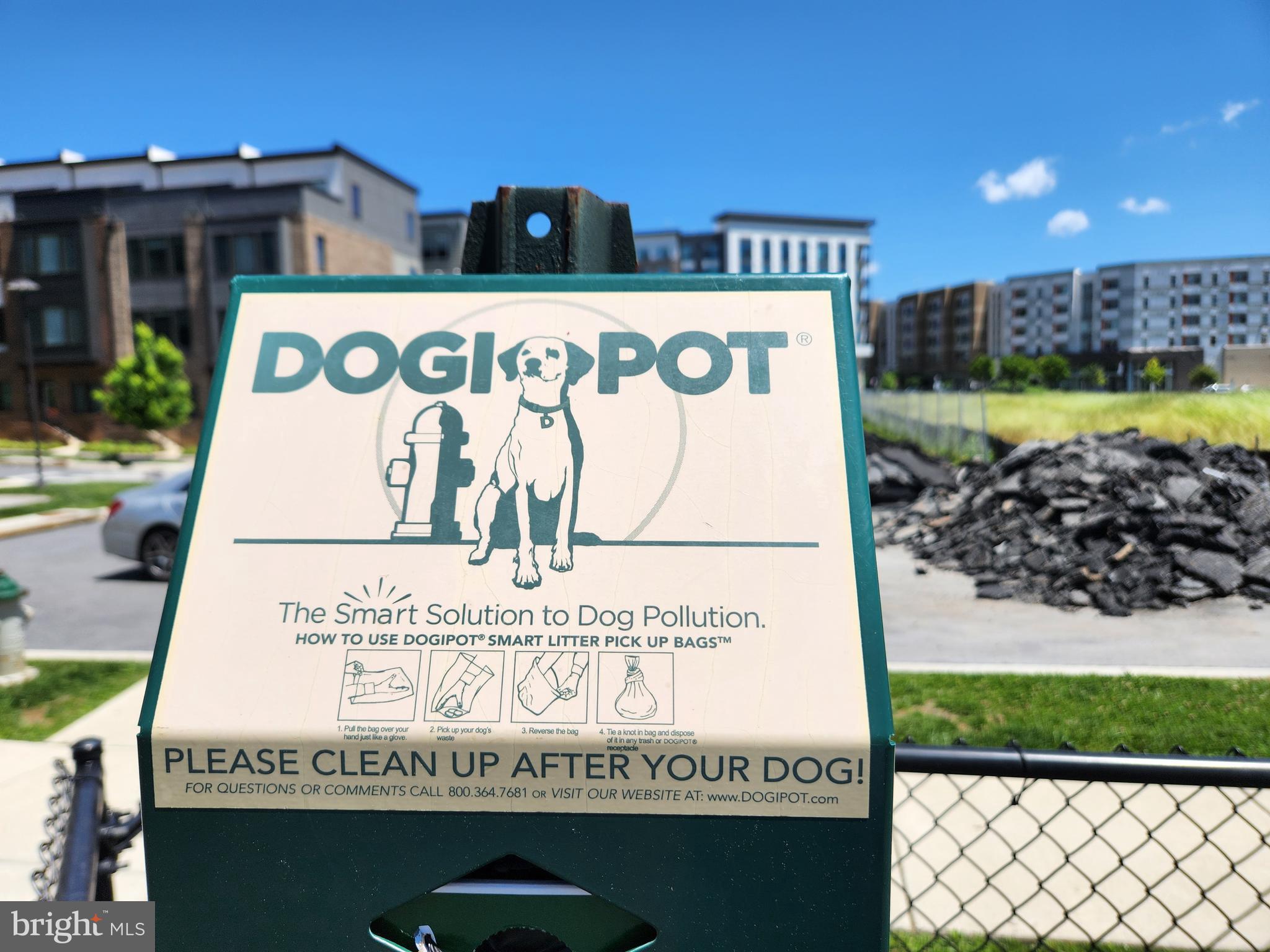 WESTSIDE AT SHADY GROVE METRO - Residential