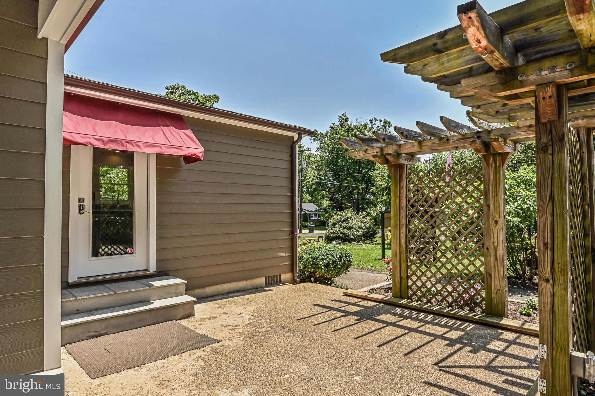 KATHMOOR - Residential Lease