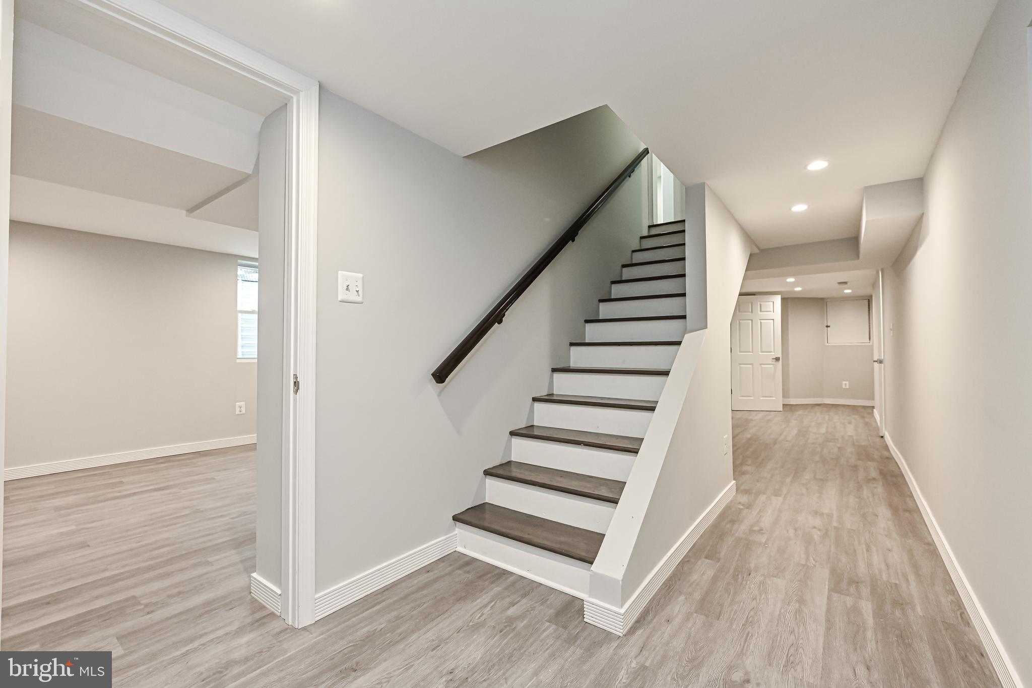 KATHMOOR - Residential Lease