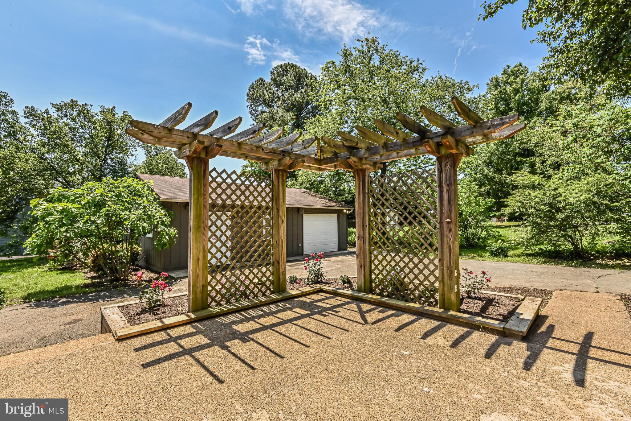 KATHMOOR - Residential Lease