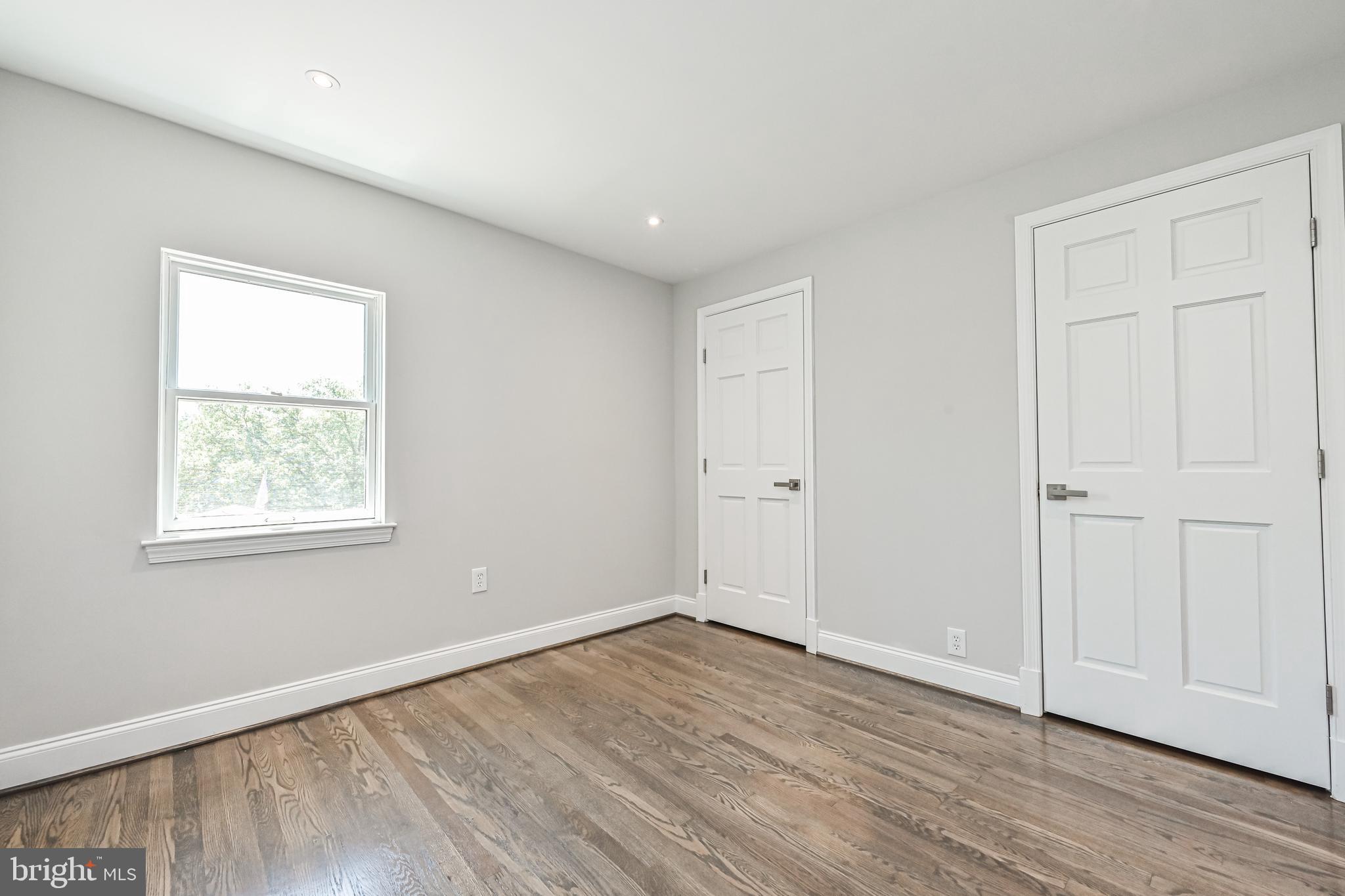 KATHMOOR - Residential Lease