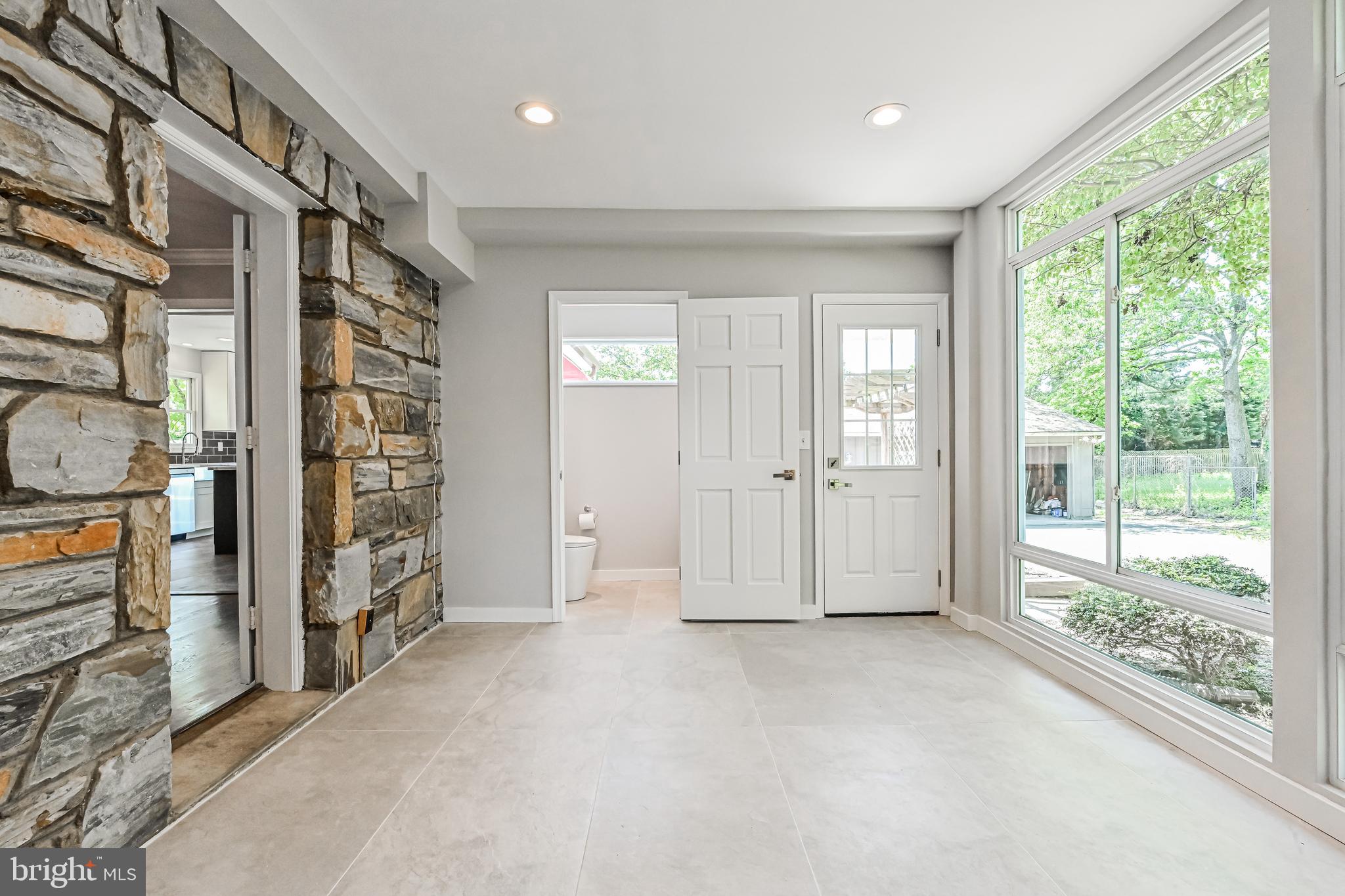 KATHMOOR - Residential Lease