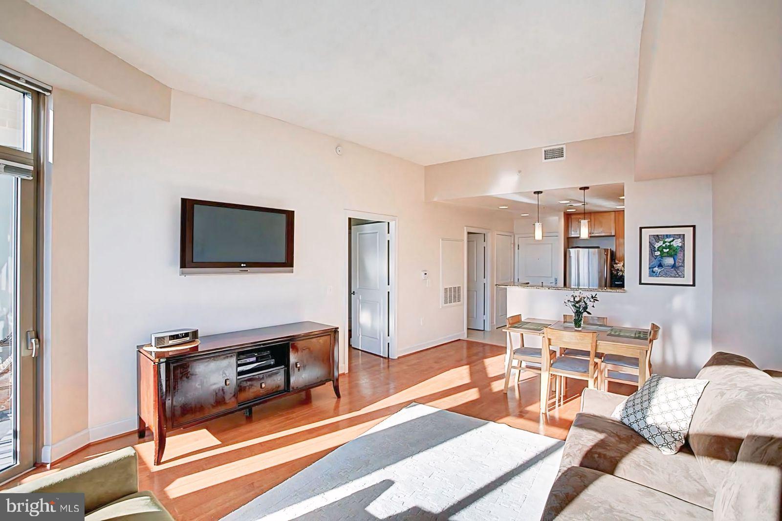 3650 S GLEBE ROAD S 668