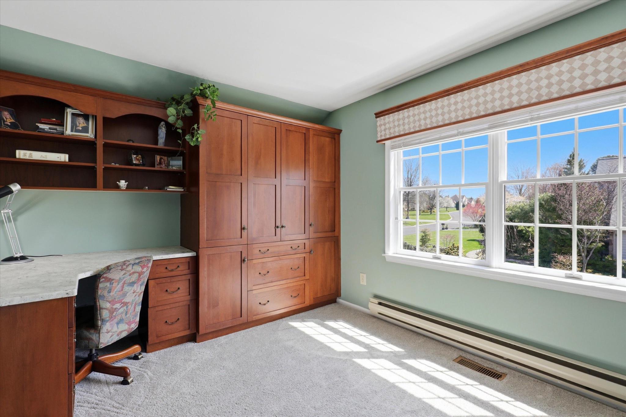 BROOKWOOD ESTS - Residential