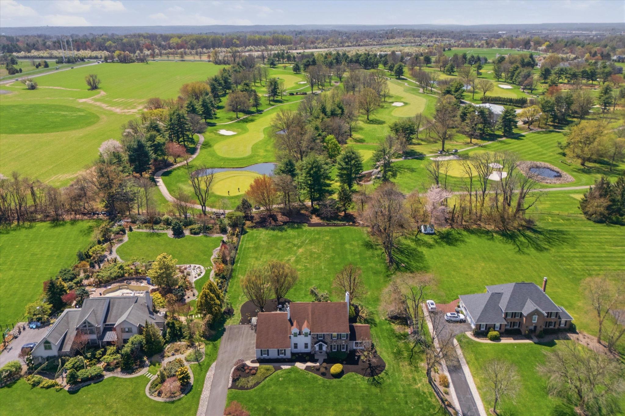 BROOKWOOD ESTS - Residential