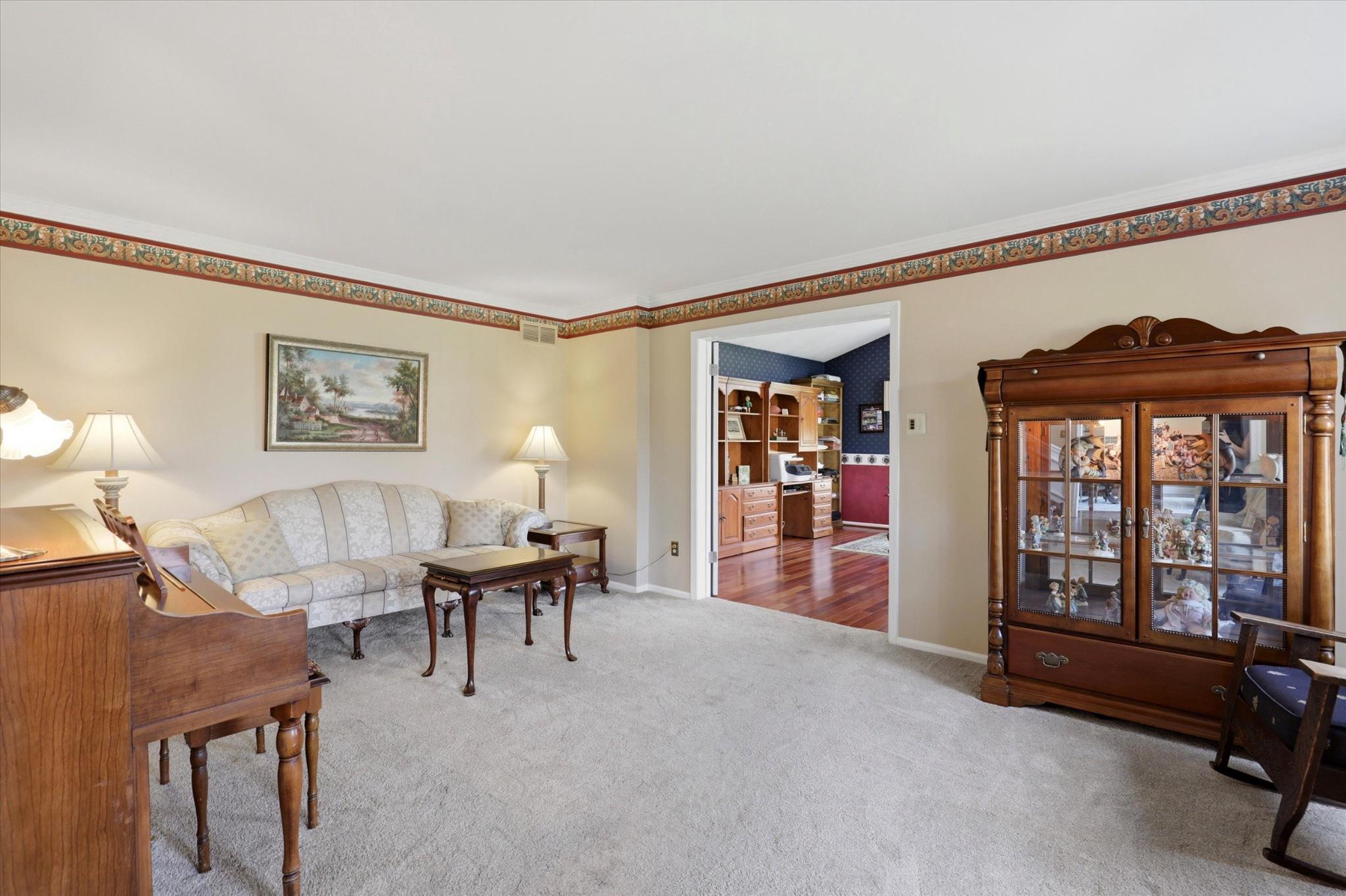 BROOKWOOD ESTS - Residential