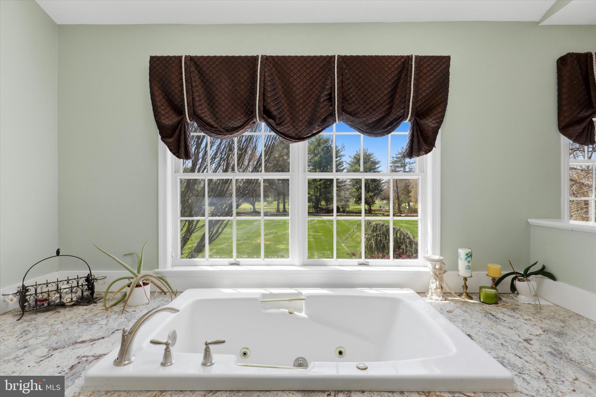 BROOKWOOD ESTS - Residential