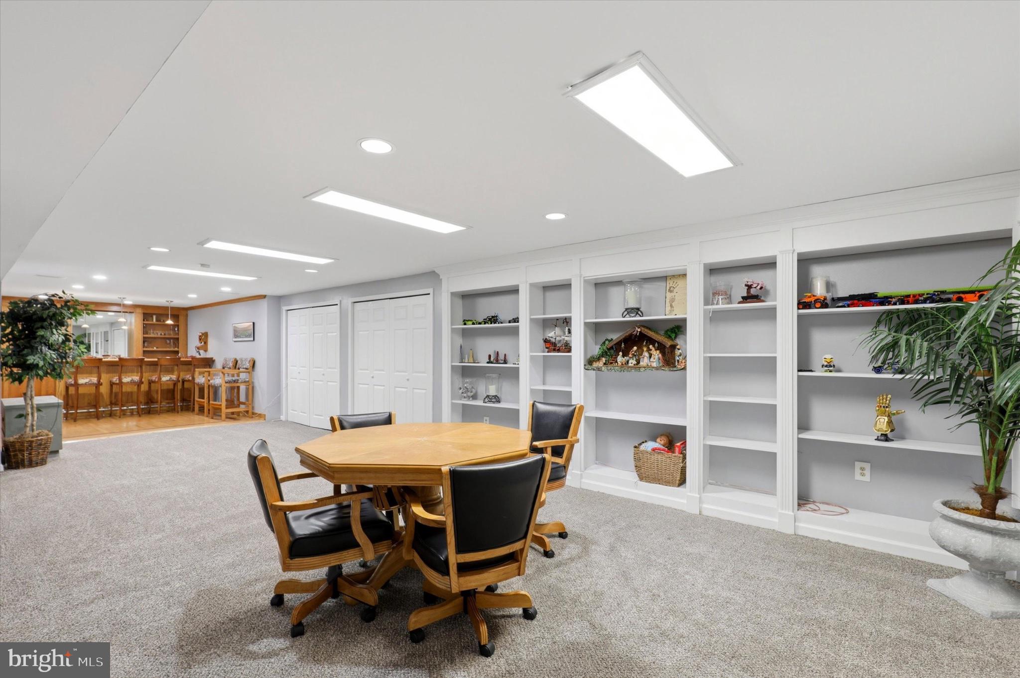 BROOKWOOD ESTS - Residential