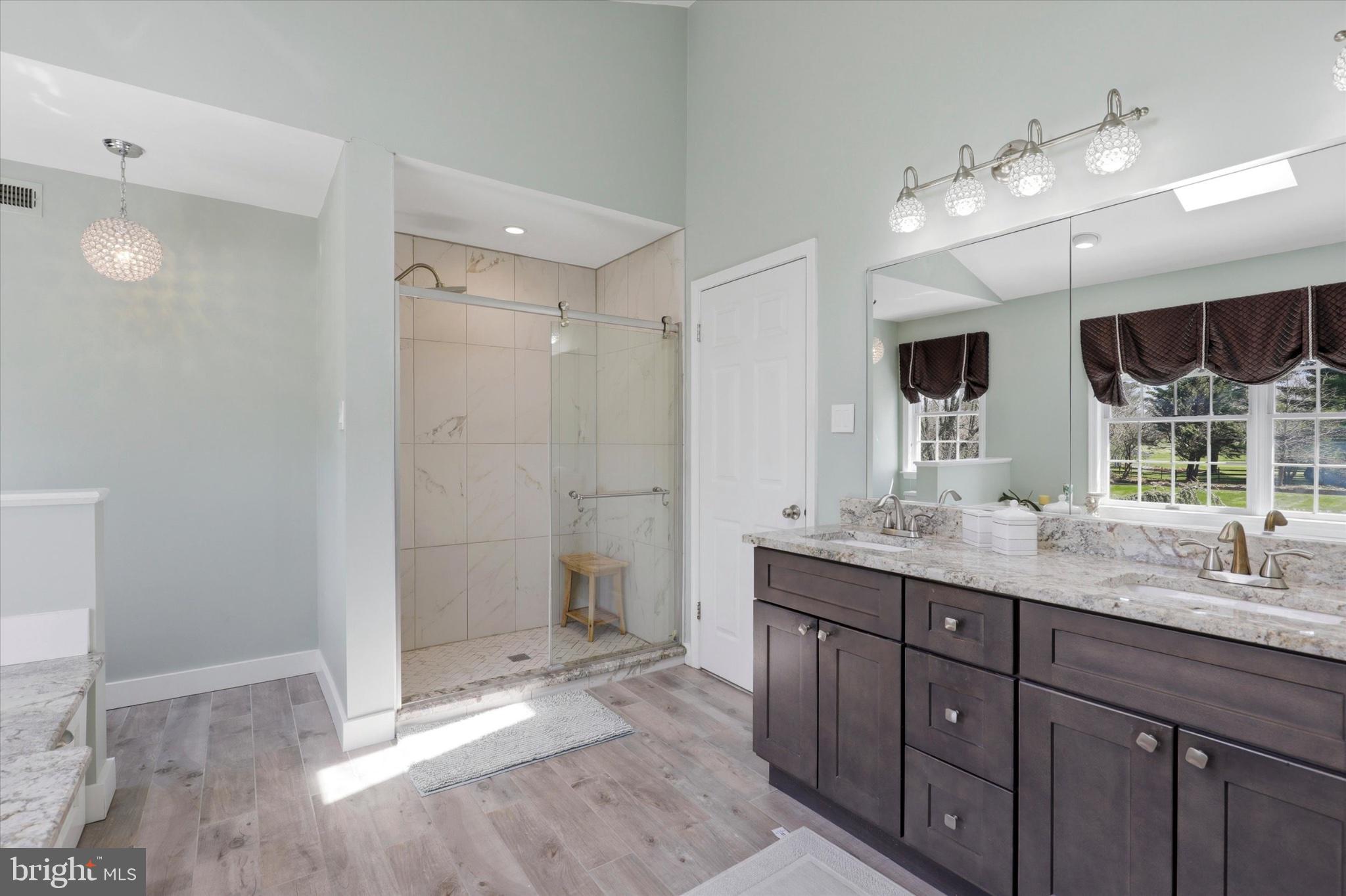 BROOKWOOD ESTS - Residential