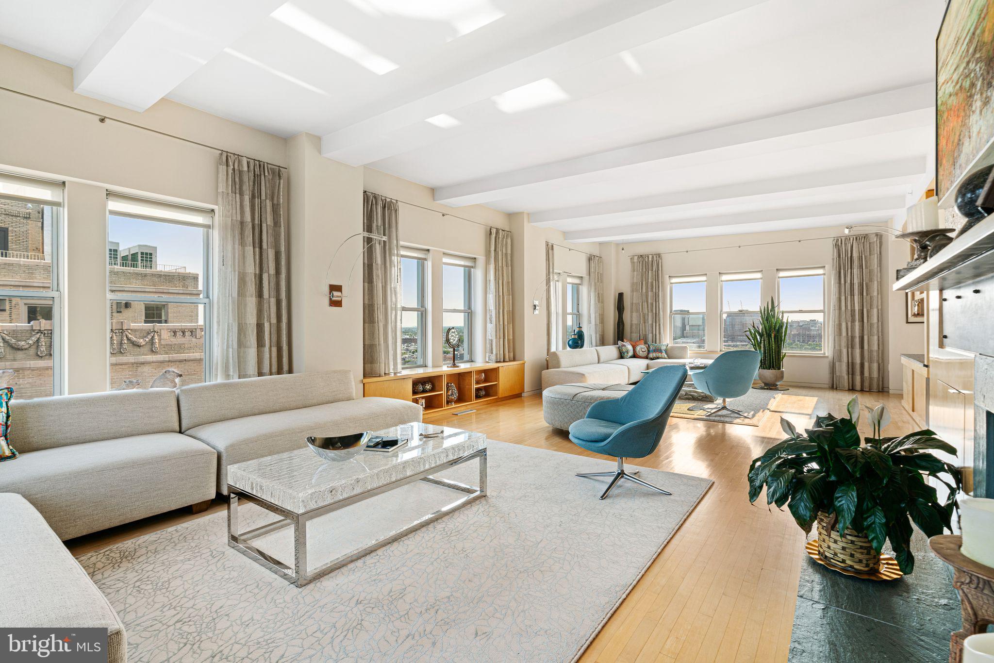 RITTENHOUSE SQUARE - Residential