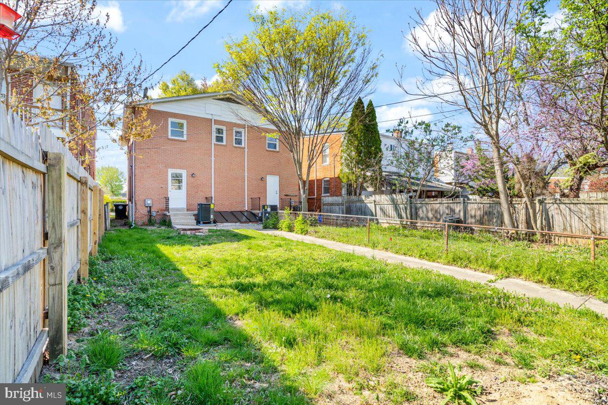 DOWNTOWN FREDERICK - Residential